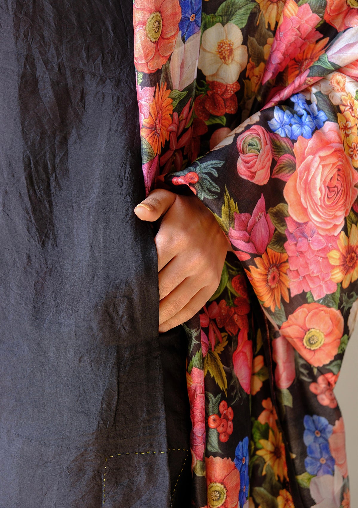 Glorious Meadow Black Dupatta