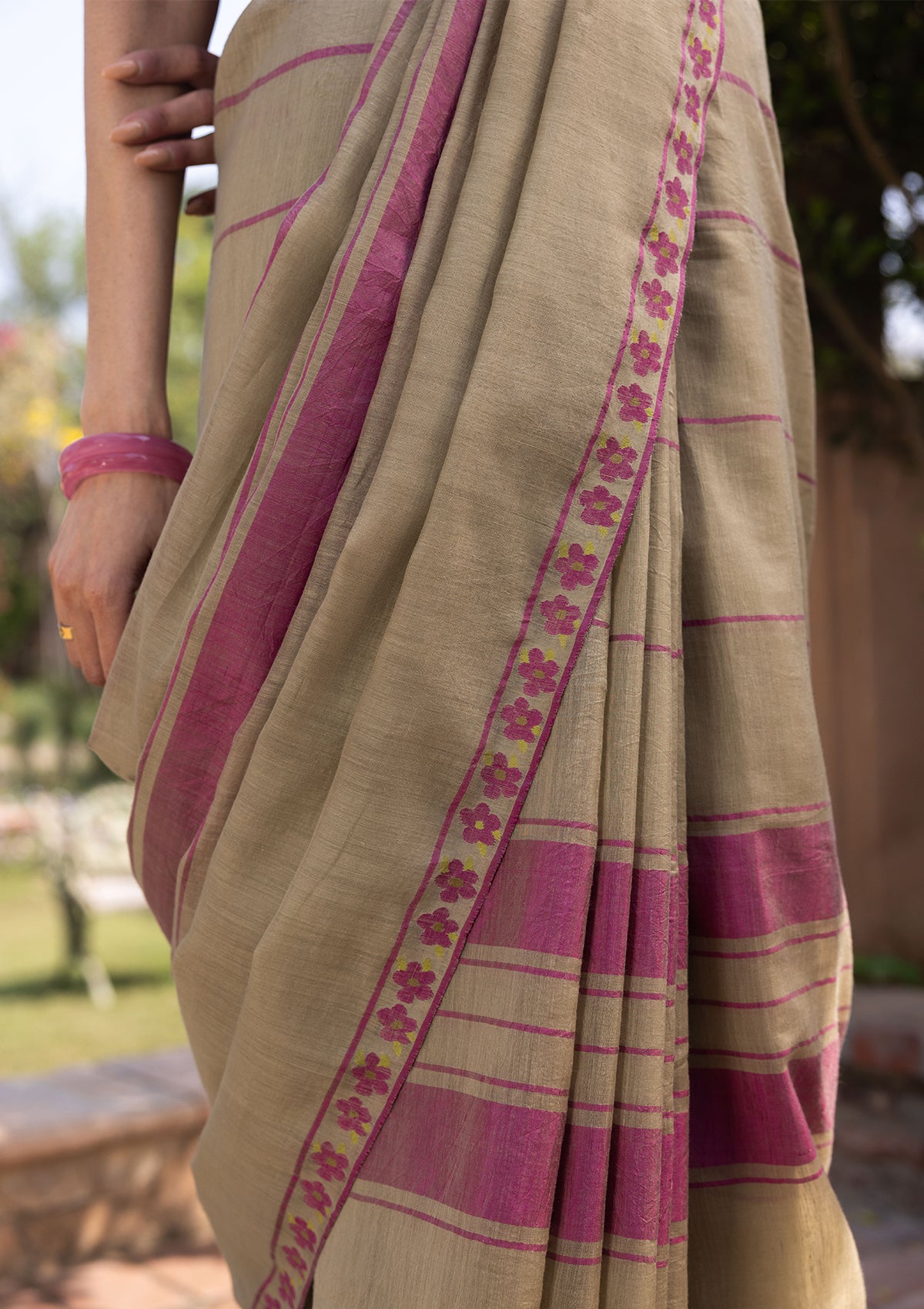Drifting Bloom Jamdani Saree