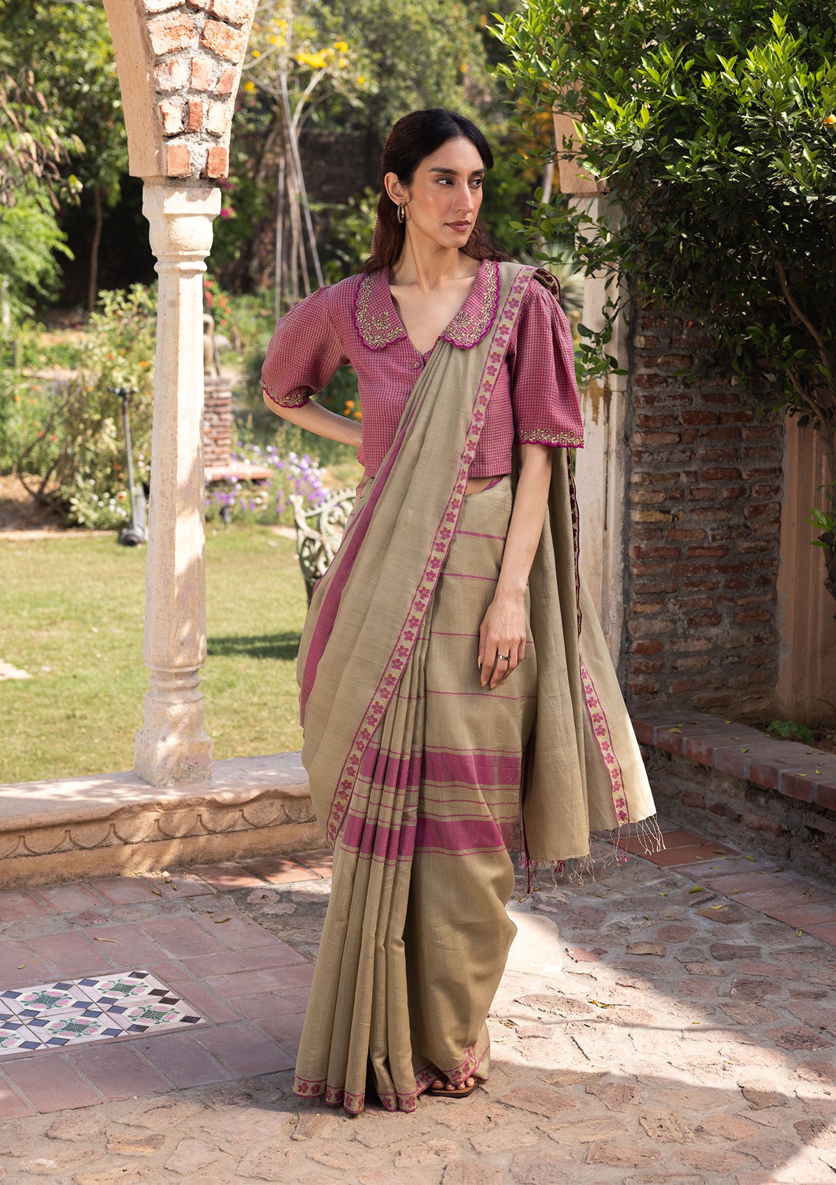 Drifting Bloom Jamdani Saree
