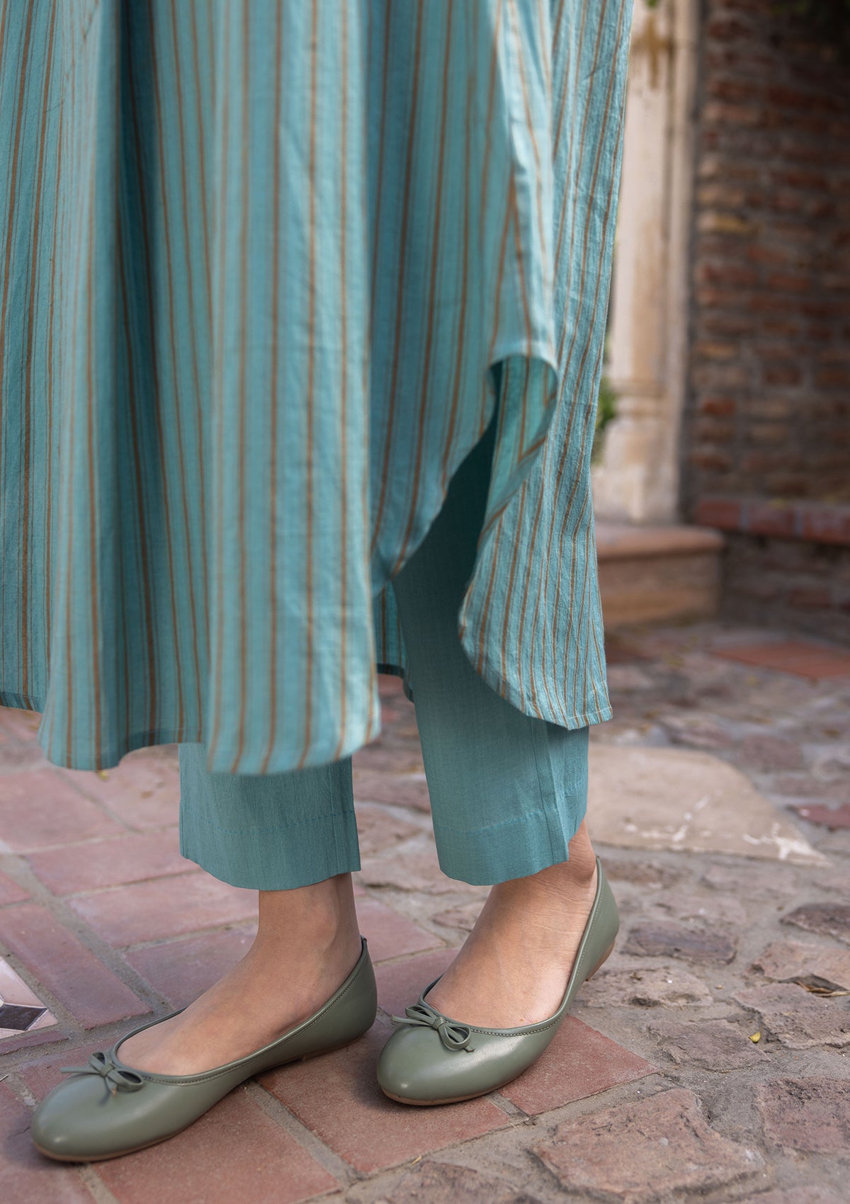 Lost-in-Time Striped Teal Kurta Set