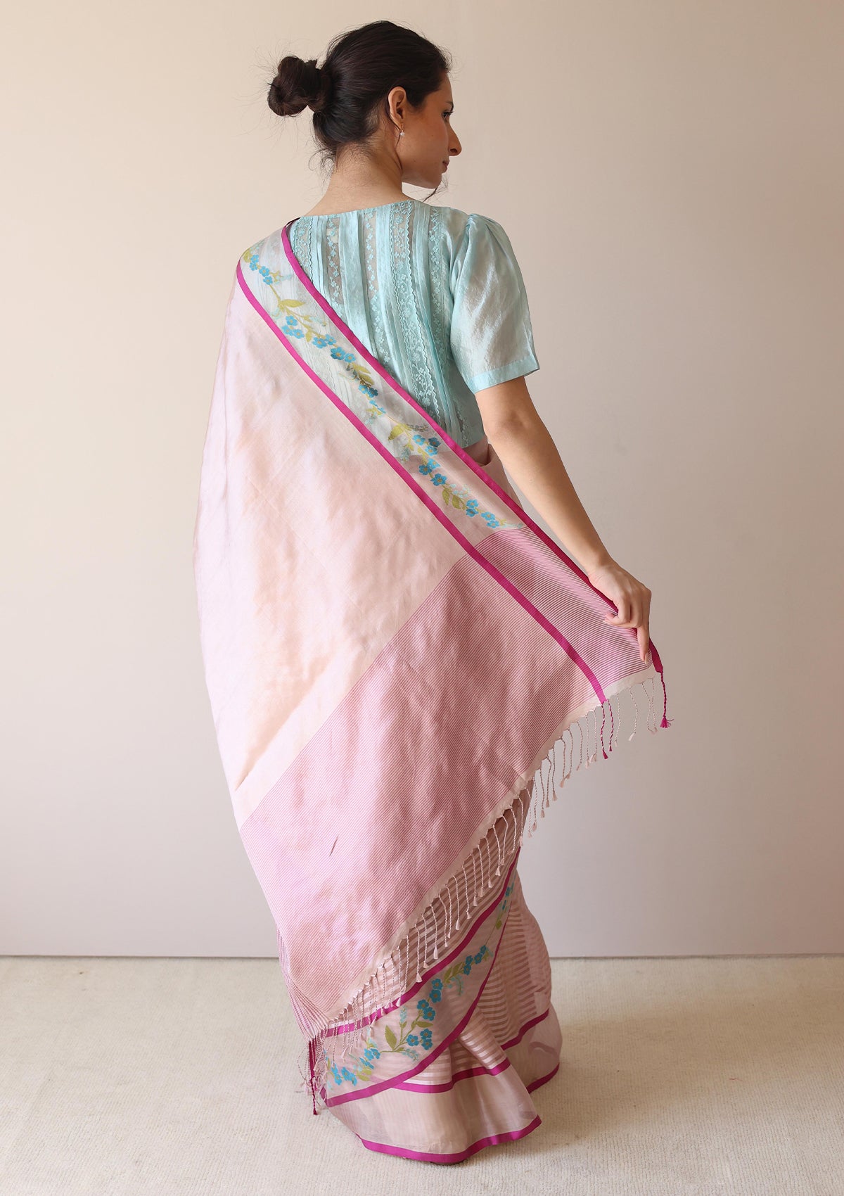 Soulful Embrace Jamdani Saree