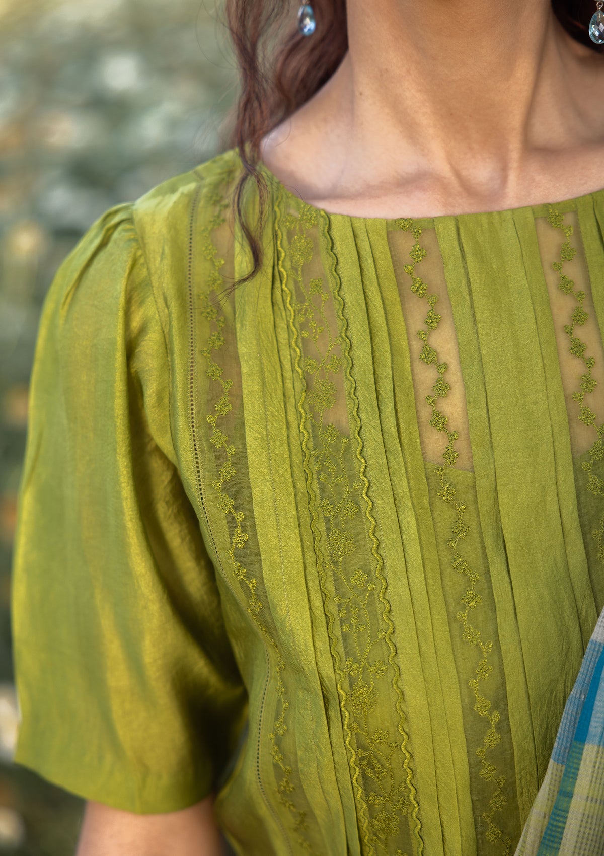 Whispering Ivy Green Blouse