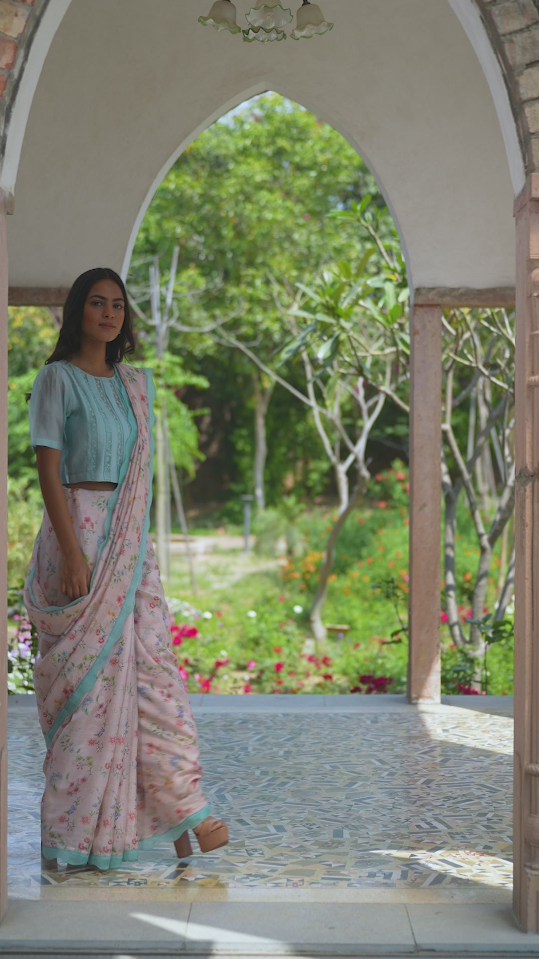 Forest Breeze Pink Scalloped Saree