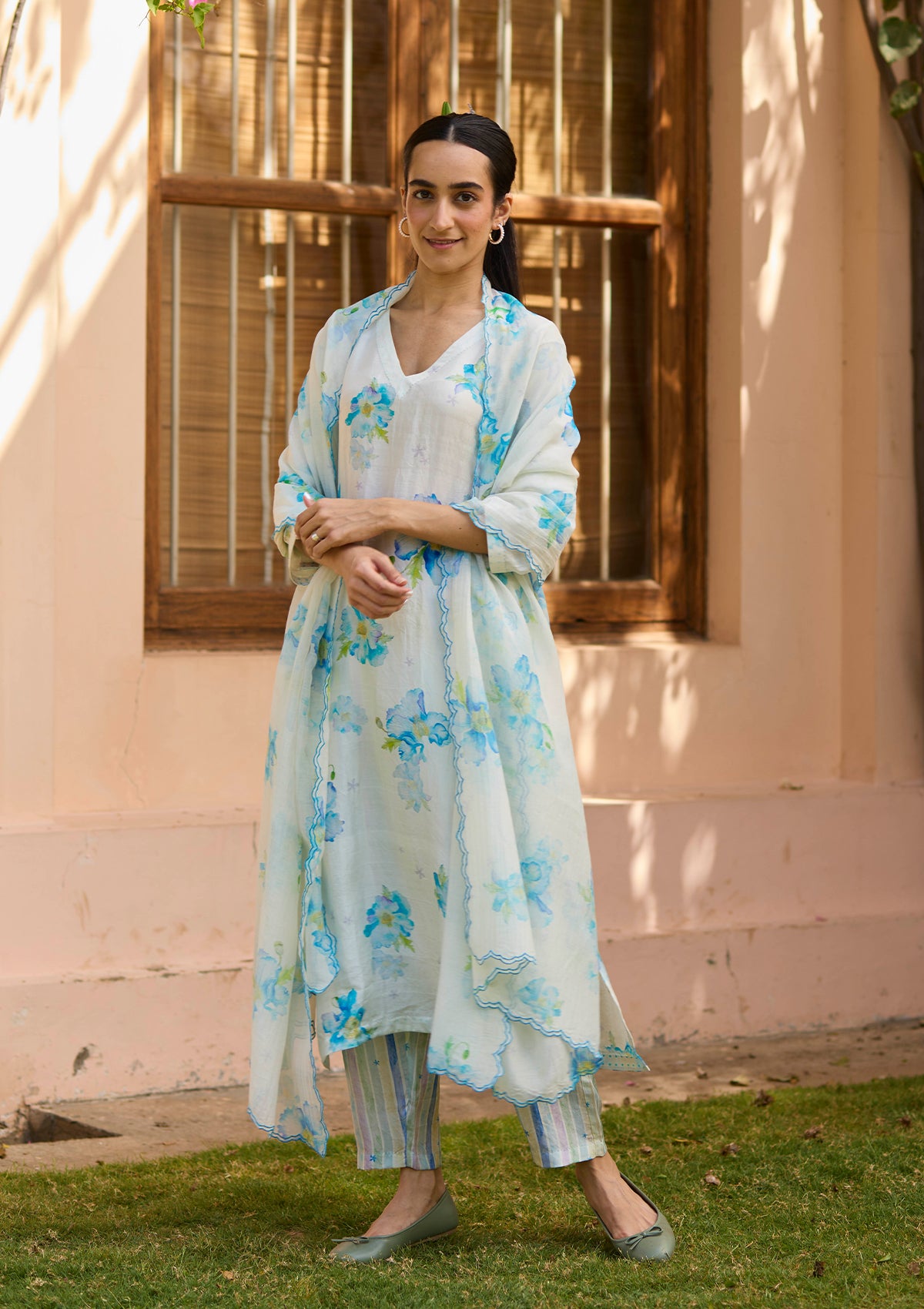 Dawn Poppy Ivory Kurta Set