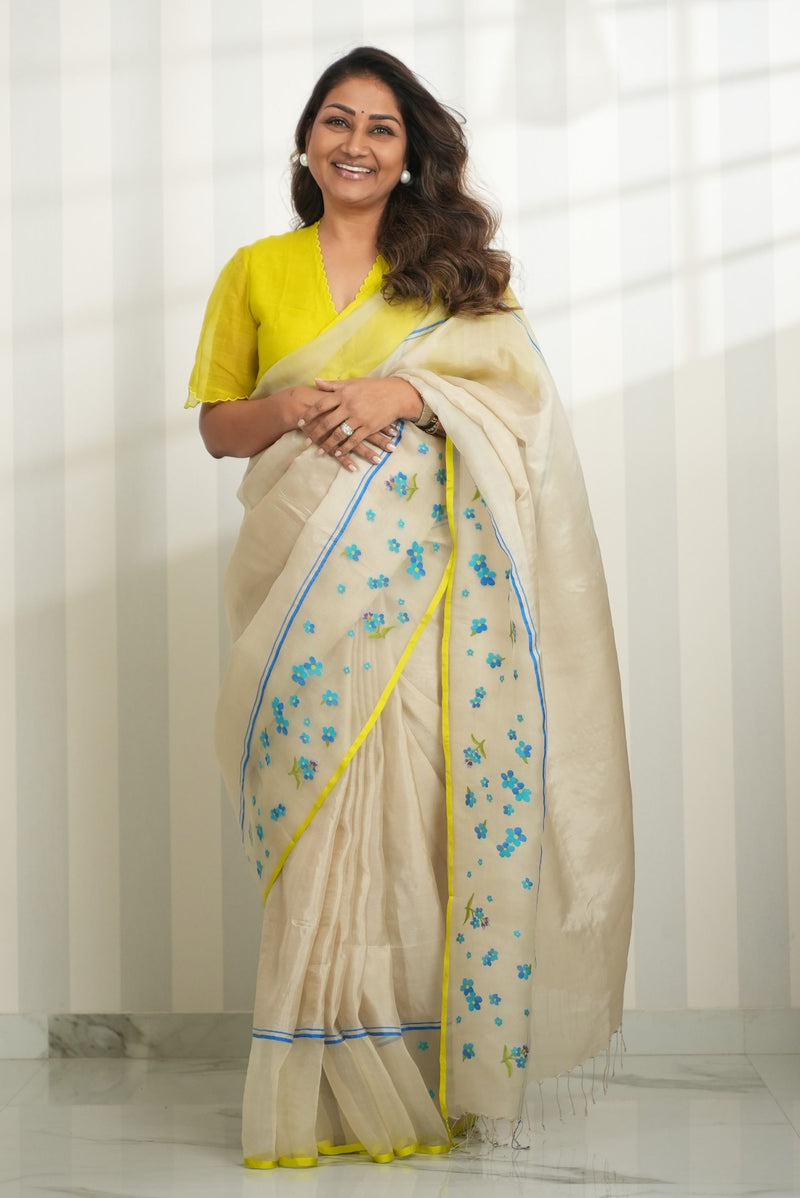 Dolly Jain in Lasting Vignettes Jamdani Saree