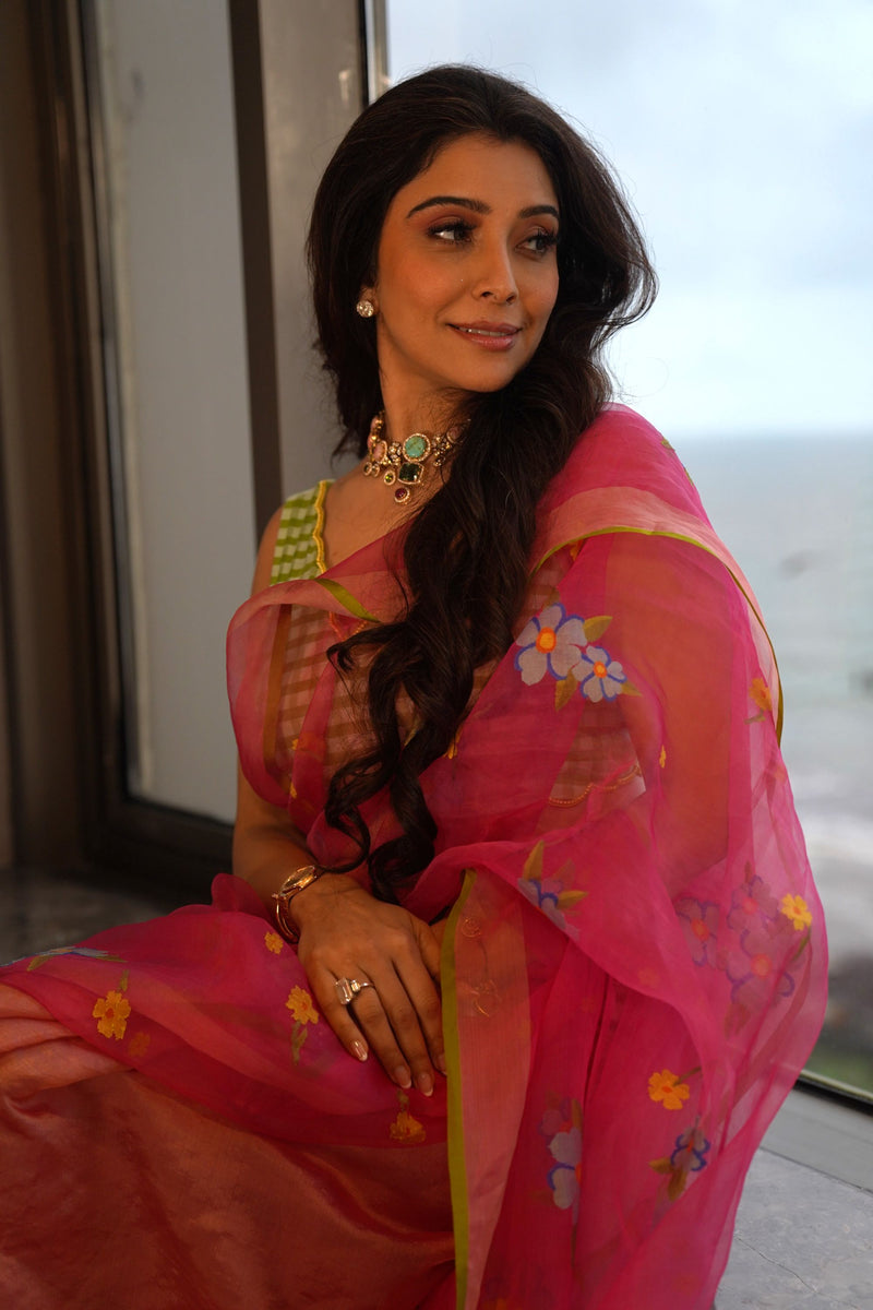 Jai Madaan in Indulgence Jamdani Saree