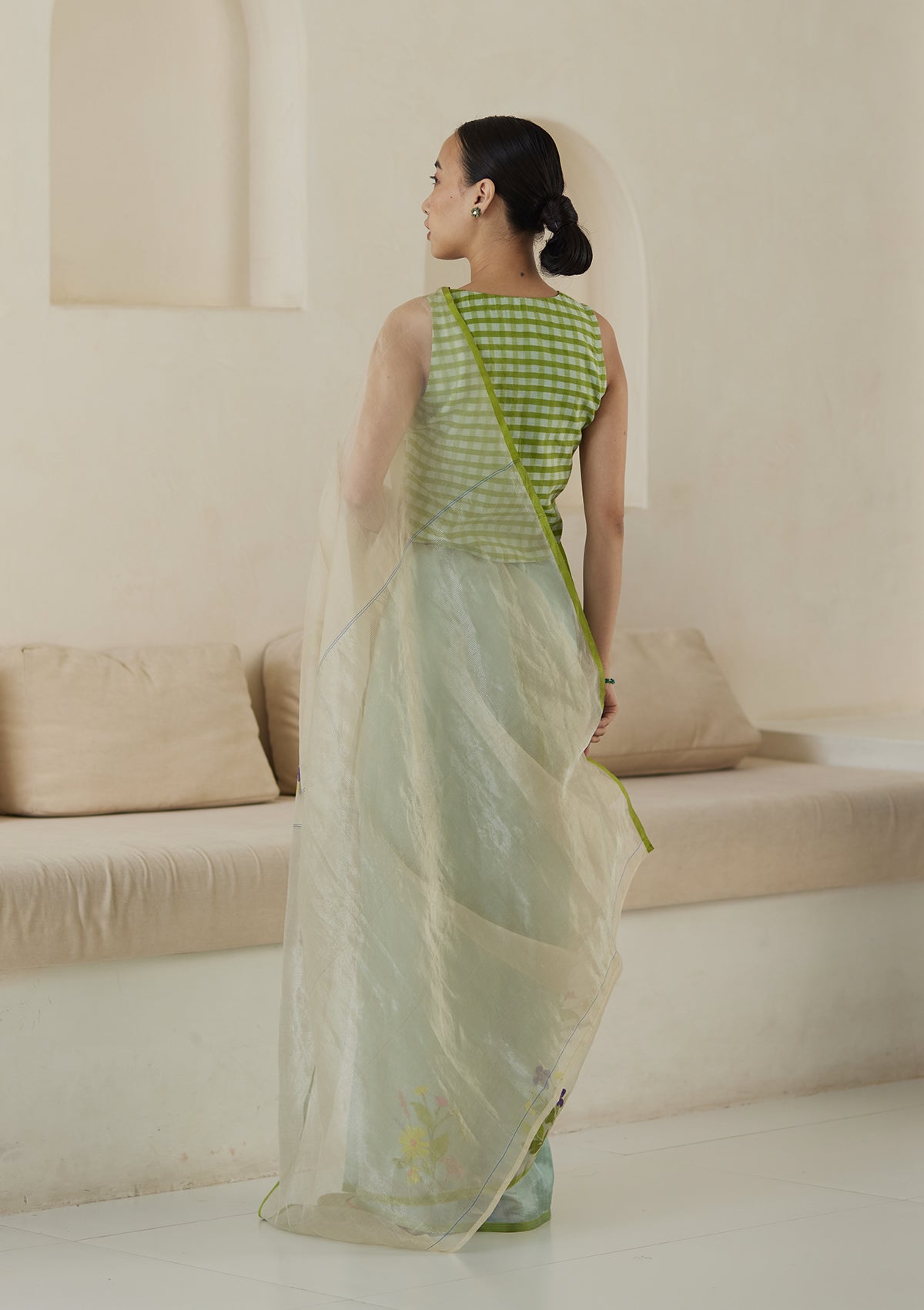 Handloom organza mulberry silk jamdani saree in seafoam and beige, from Surmaye. Intricate floral motifs. Paired with designer green blouse