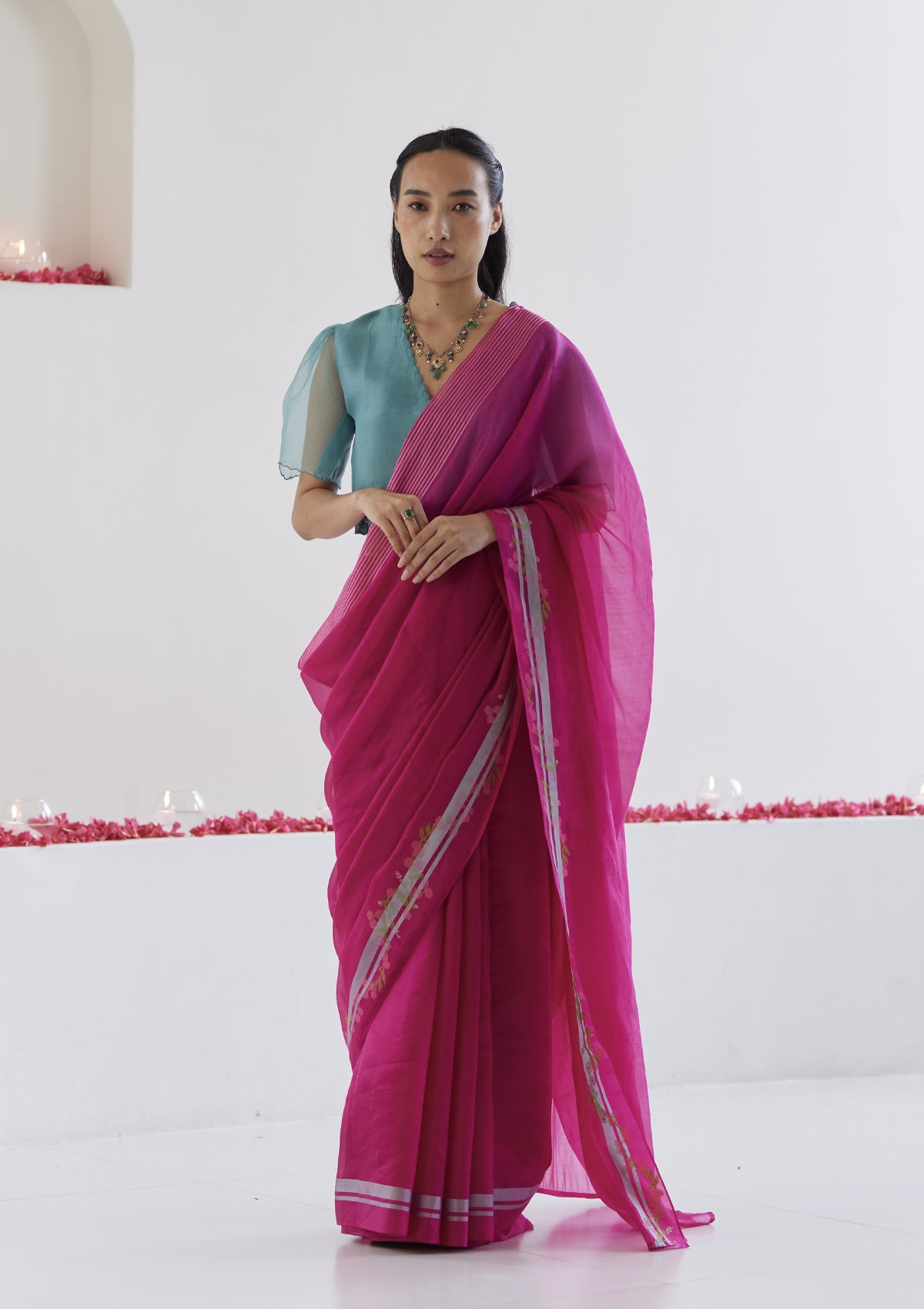 Nostalgic Embrace Jamdani Saree