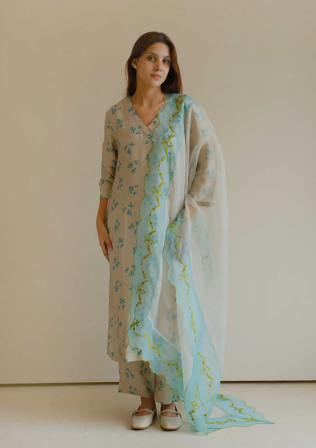 Wildflower Kiss Beige Kurta Set