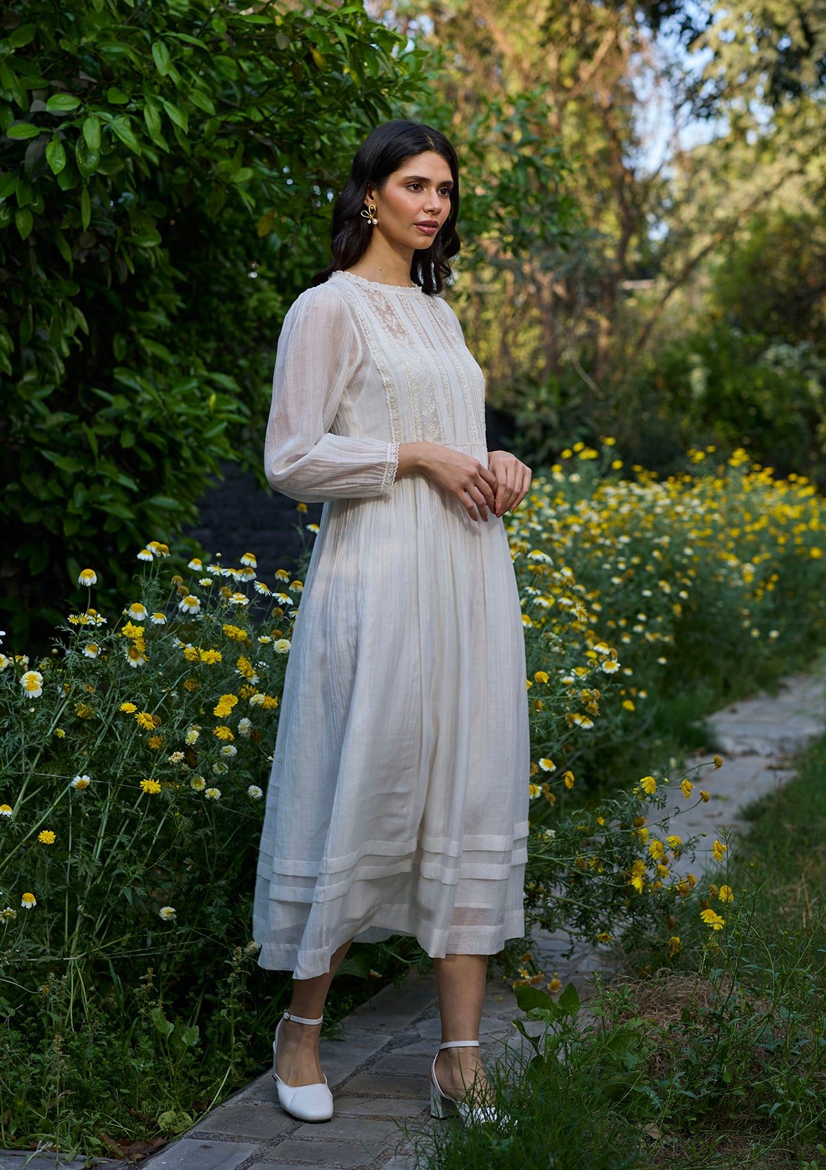Wander Trail Ivory Embroidered Dress S