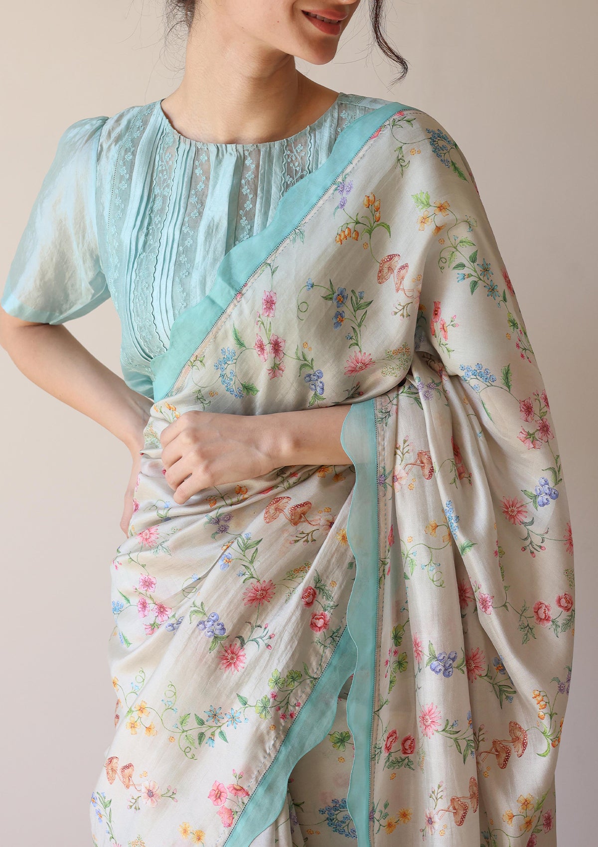 Forest Breeze Beige Scalloped Saree